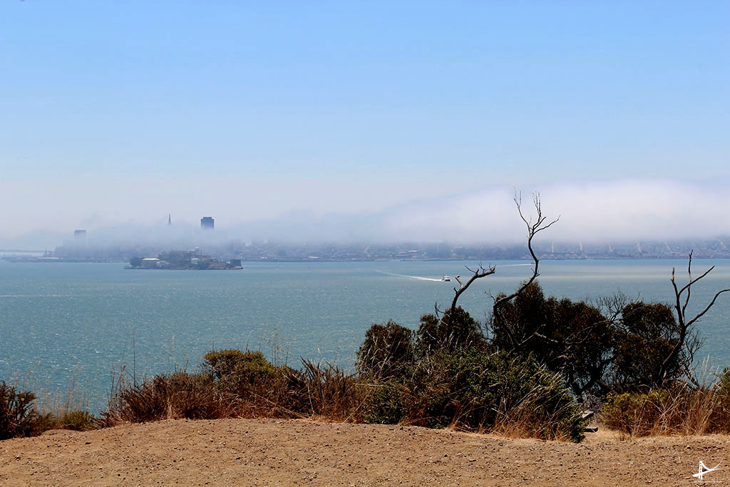 Vista do Alcatraz e San Francisco da Angel Island