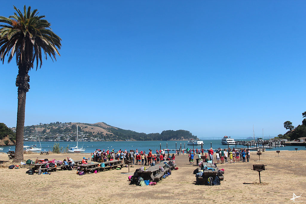 Criançada tendo aula na Angel Island