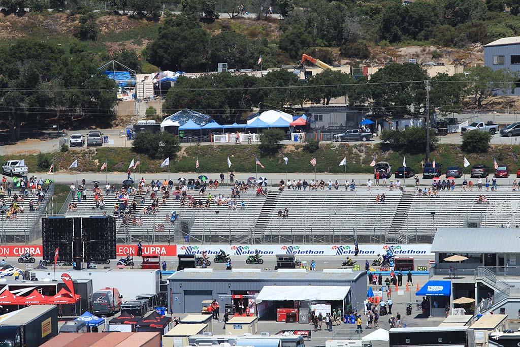 Arquibancadas em Laguna Seca