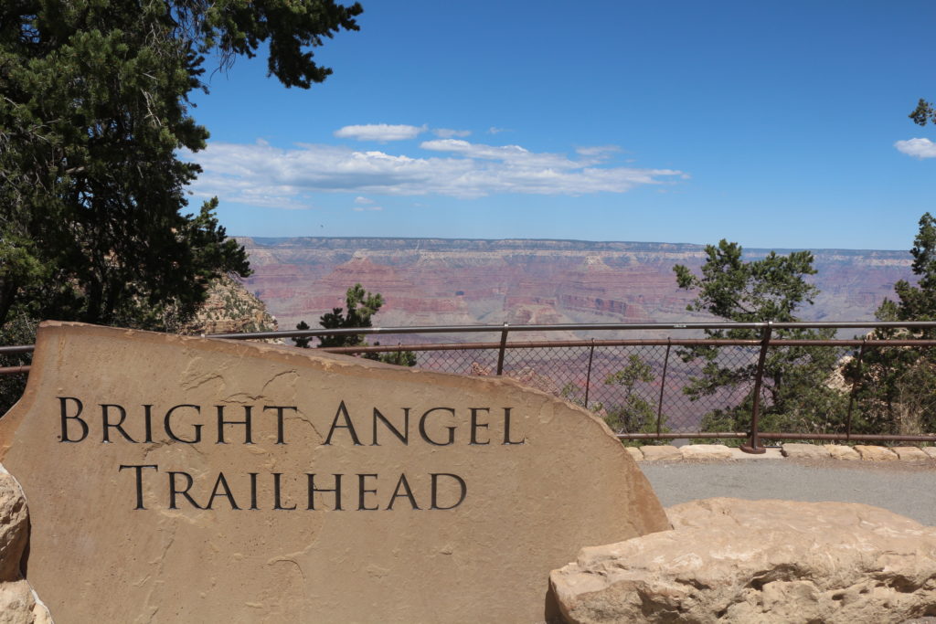 Bright Angel Trailhead no Grand Canyon