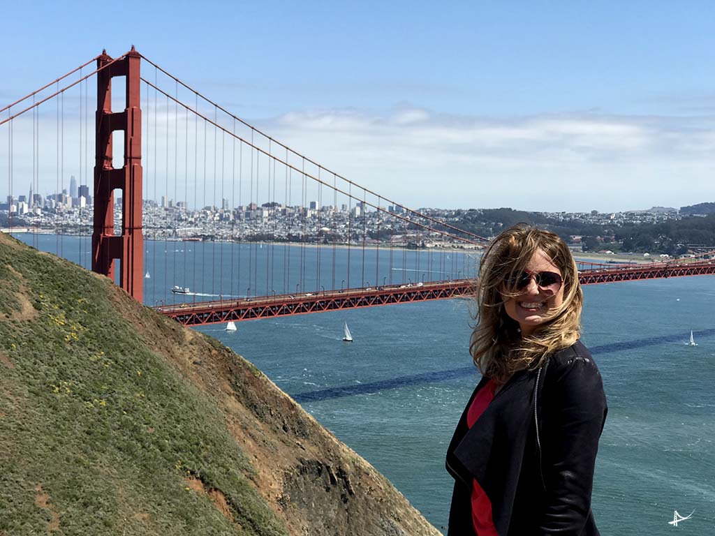 Vista da Golden Gate bridge de Marin Headlands